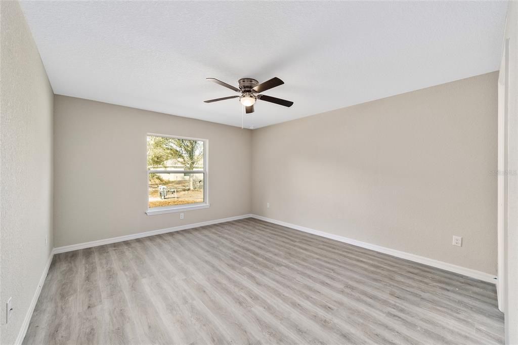 Recently Sold: $251,000 (3 beds, 2 baths, 1400 Square Feet)