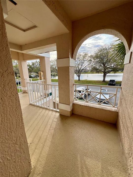 Active With Contract: $1,850 (2 beds, 2 baths, 1013 Square Feet)