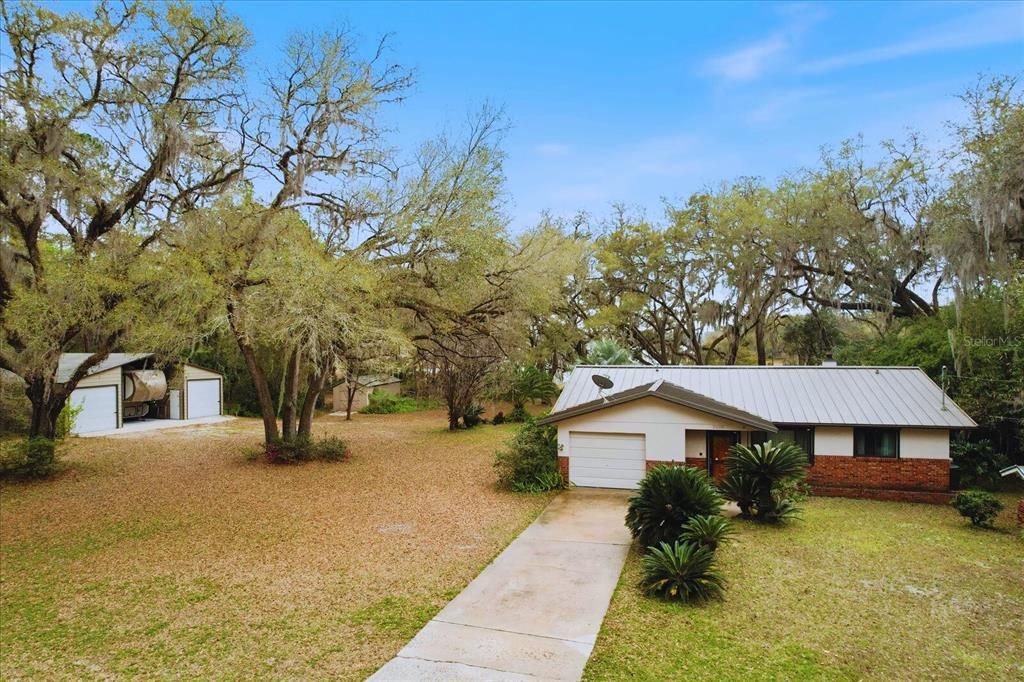 Vendido Recientemente: $470,000 (3 camas, 2 baños, 1914 Pies cuadrados)