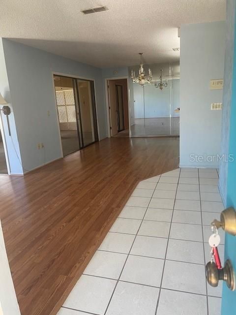 For Sale: $195,000 (2 beds, 2 baths, 1130 Square Feet)