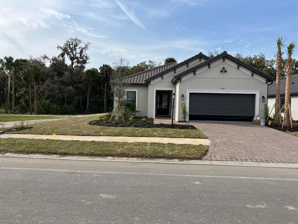 Recently Sold: $763,083 (3 beds, 2 baths, 2100 Square Feet)