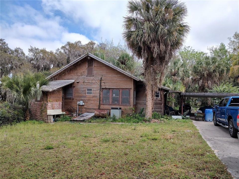 Recently Sold: $245,000 (3 beds, 1 baths, 1390 Square Feet)