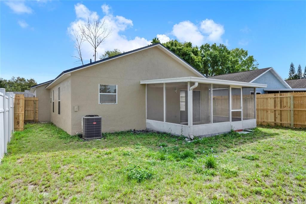 Recently Sold: $314,900 (3 beds, 2 baths, 1052 Square Feet)