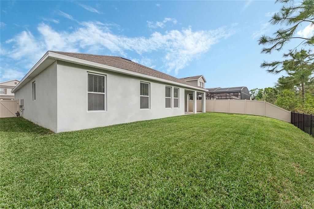 Recently Sold: $775,000 (4 beds, 3 baths, 2775 Square Feet)