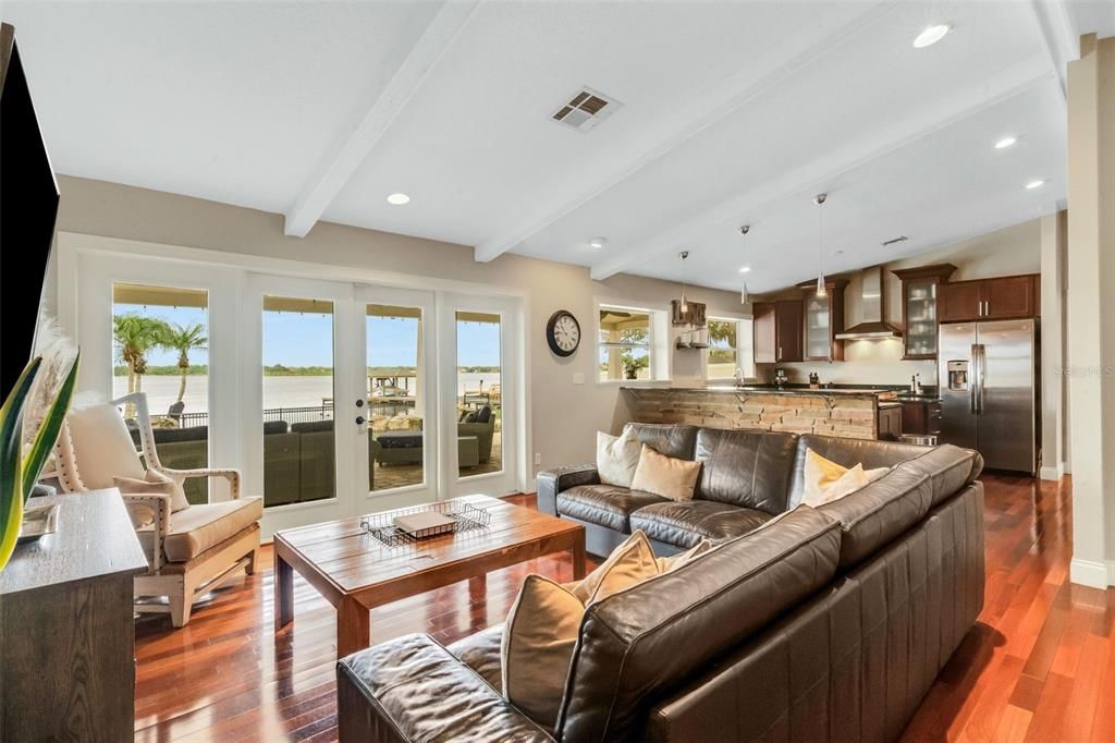 Active With Contract: $1,295,000 (3 beds, 2 baths, 2376 Square Feet)