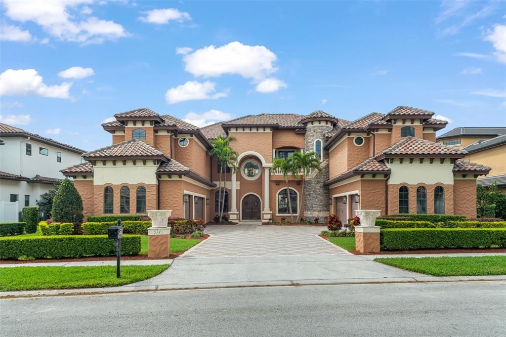 For Sale: $5,140,000 (7 beds, 7 baths, 7881 Square Feet)