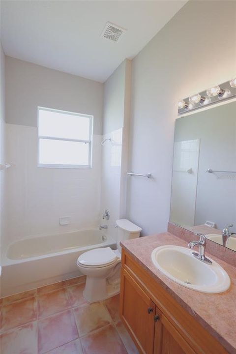 Active With Contract: $349,900 (2 beds, 2 baths, 1683 Square Feet)