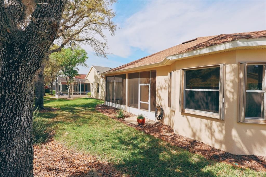 Active With Contract: $349,900 (2 beds, 2 baths, 1683 Square Feet)