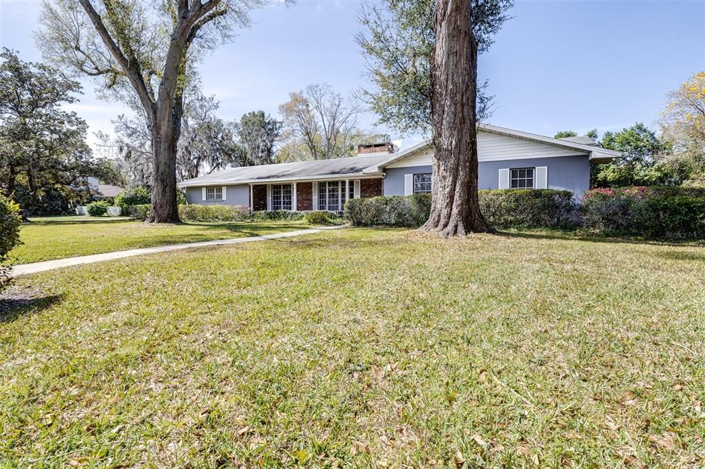 Active With Contract: $530,000 (4 beds, 2 baths, 2736 Square Feet)