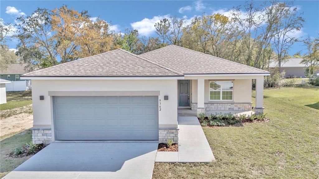 Recently Sold: $325,000 (3 beds, 2 baths, 1615 Square Feet)