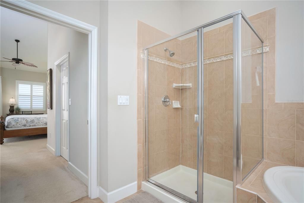 最近售出: $745,000 (3 贝兹, 2 浴室, 1682 平方英尺)