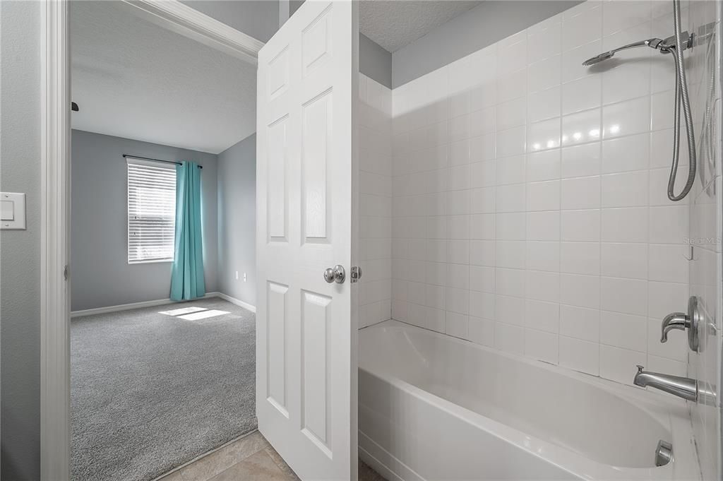 Недавно арендовано: $1,975 (2 спален, 2 ванн, 1240 Квадратных фут)
