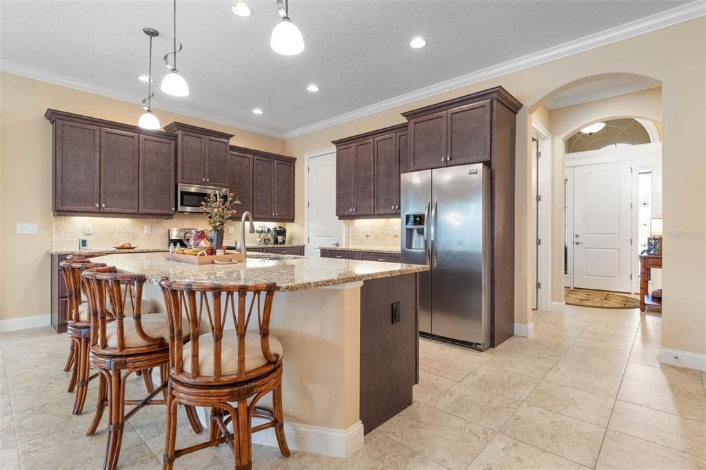 Recently Sold: $968,800 (4 beds, 2 baths, 2520 Square Feet)