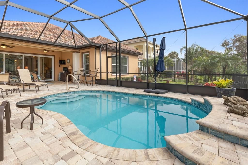 Recently Sold: $968,800 (4 beds, 2 baths, 2520 Square Feet)