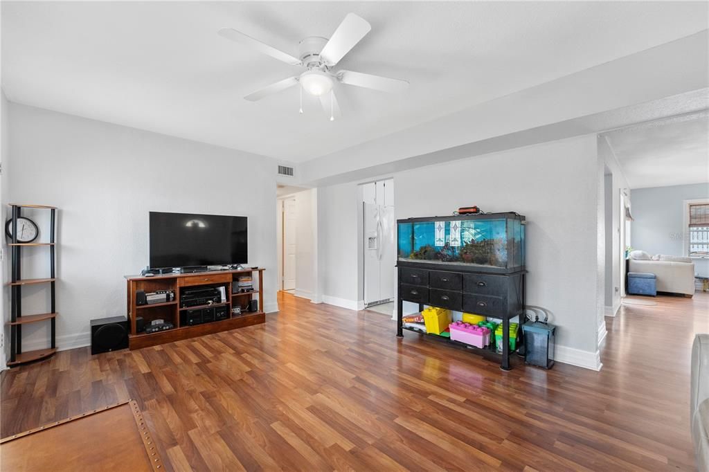 Active With Contract: $248,900 (3 beds, 2 baths, 1507 Square Feet)