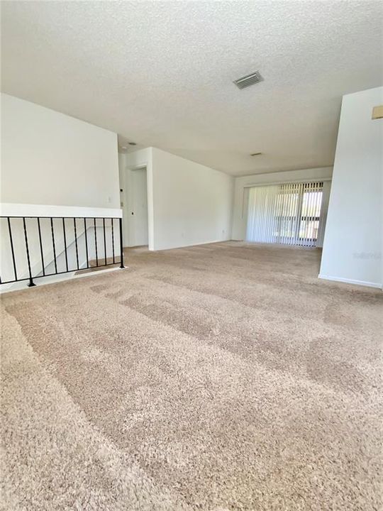 For Rent: $1,400 (2 beds, 2 baths, 1098 Square Feet)