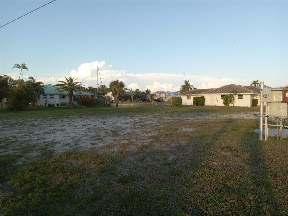 For Sale: $350,000 (0.34 acres)