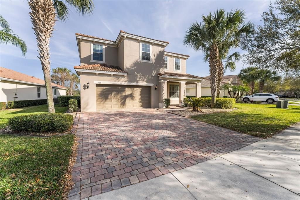 Recently Sold: $817,200 (5 beds, 4 baths, 3263 Square Feet)