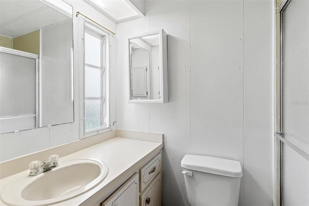 MASTER BATH WITH WALK-IN SHOWER