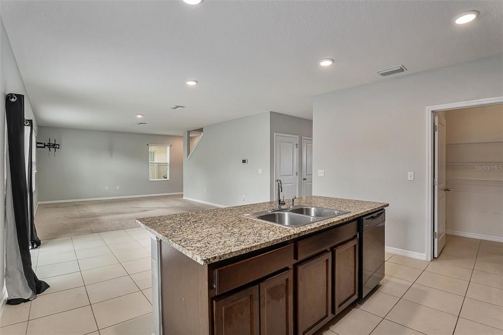 For Sale: $408,500 (4 beds, 2 baths, 2498 Square Feet)