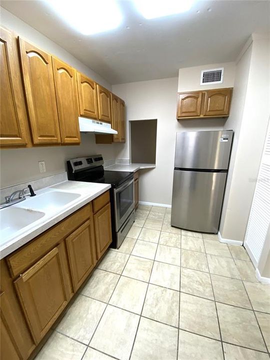 For Sale: $120,000 (3 beds, 2 baths, 1252 Square Feet)