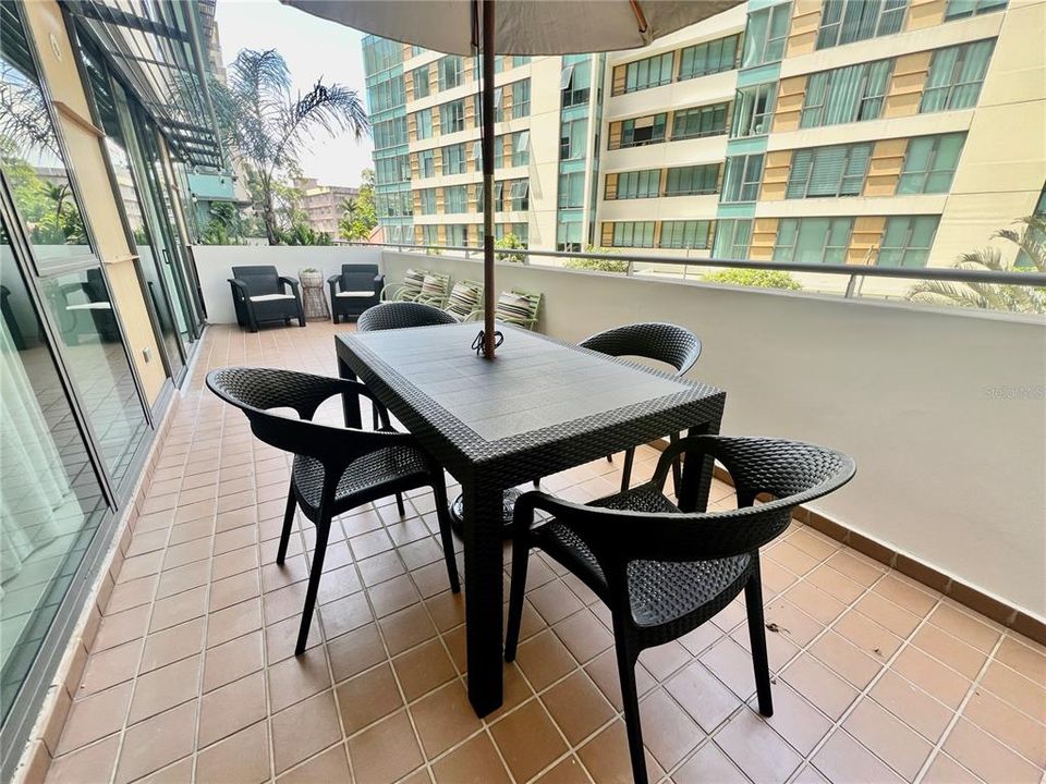 Recently Rented: $3,200 (1 beds, 1 baths, 0 Square Feet)