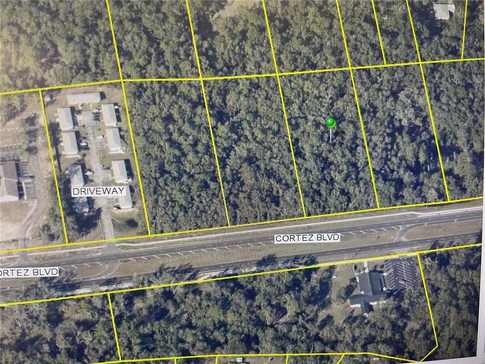На продажу: $580,000 (2.80 acres)