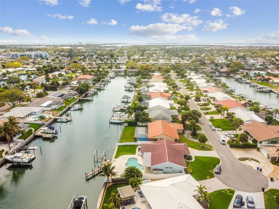 For Sale: $1,610,000 (4 beds, 2 baths, 2338 Square Feet)