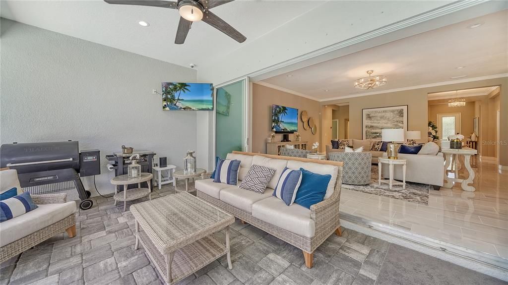 Active With Contract: $1,145,000 (4 beds, 3 baths, 2740 Square Feet)