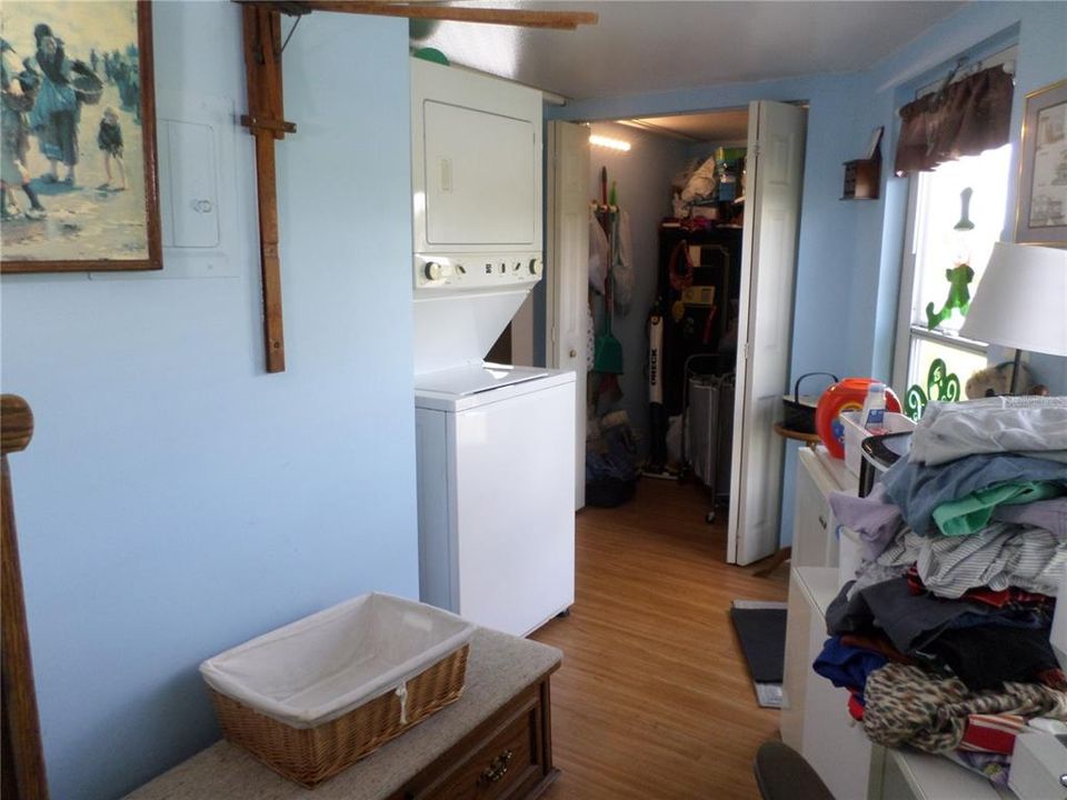 LAUNDRY ROOM/SEWING ROOM