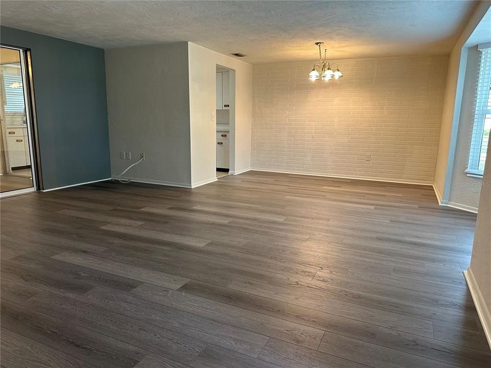 Recently Rented: $2,500 (2 beds, 2 baths, 1432 Square Feet)