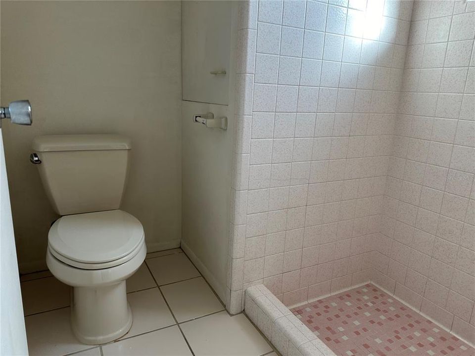最近租的: $2,500 (2 贝兹, 2 浴室, 1432 平方英尺)