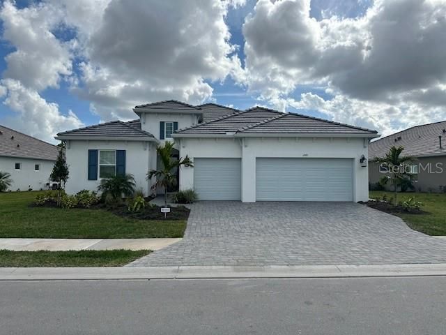 Recently Sold: $1,067,853 (4 beds, 3 baths, 2746 Square Feet)