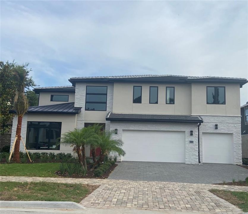 Recently Sold: $1,556,450 (4 beds, 4 baths, 4189 Square Feet)