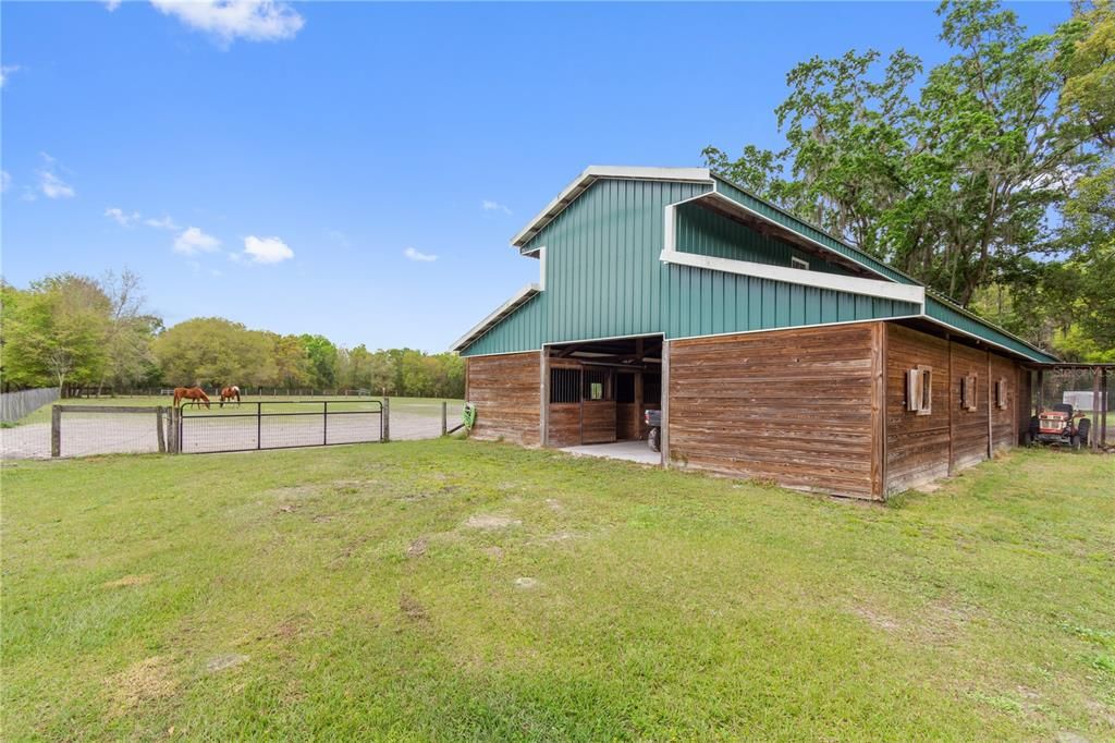 Active With Contract: $399,000 (3 beds, 2 baths, 1392 Square Feet)