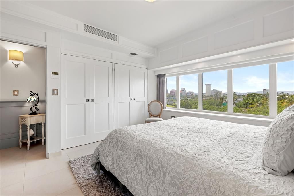 Recently Sold: $1,475,000 (3 beds, 2 baths, 1785 Square Feet)