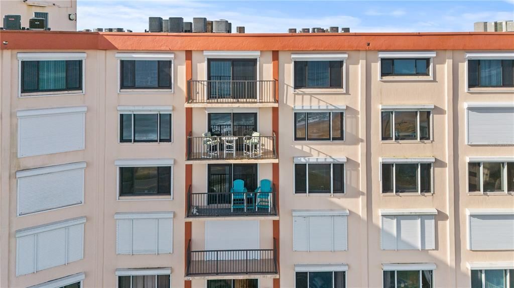 En Venta: $425,000 (2 camas, 2 baños, 1331 Pies cuadrados)