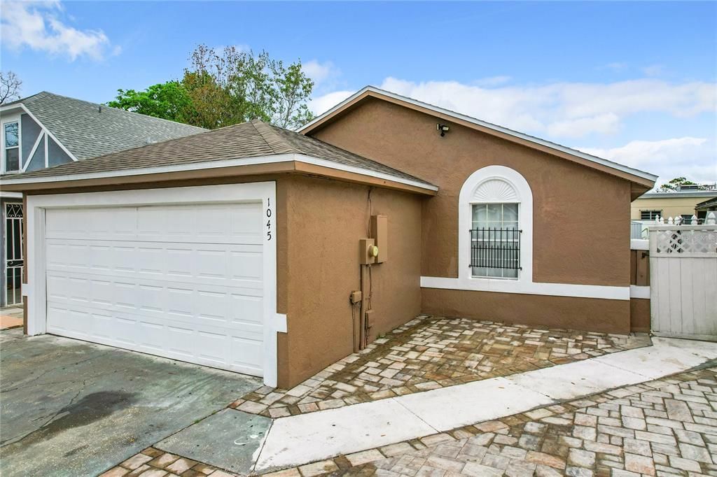Recently Sold: $294,999 (3 beds, 2 baths, 1012 Square Feet)