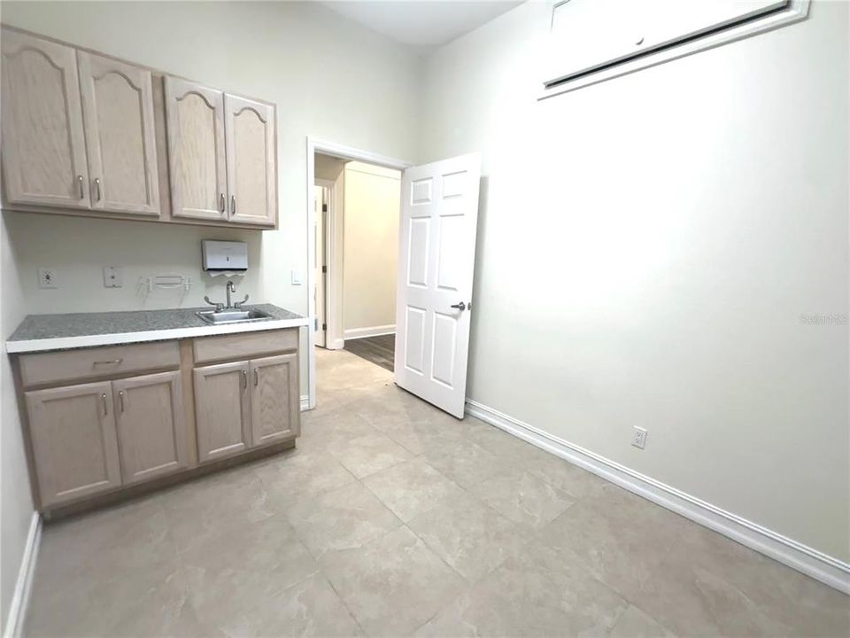 For Sale: $69,000 (0 beds, 0 baths, 3450 Square Feet)