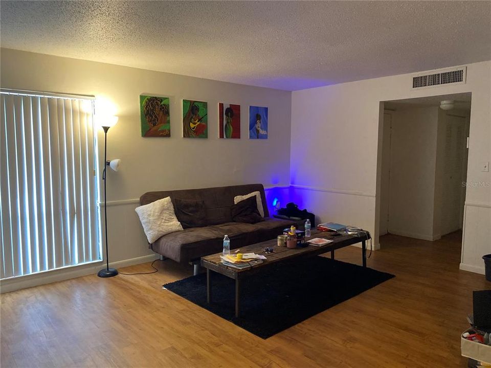 For Sale: $99,000 (2 beds, 2 baths, 1226 Square Feet)