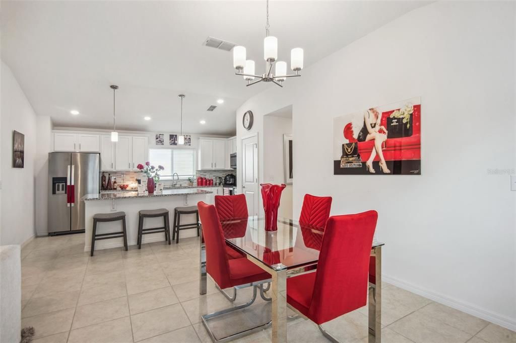 For Sale: $380,000 (3 beds, 2 baths, 1502 Square Feet)