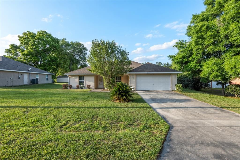 Active With Contract: $234,900 (3 beds, 2 baths, 1434 Square Feet)