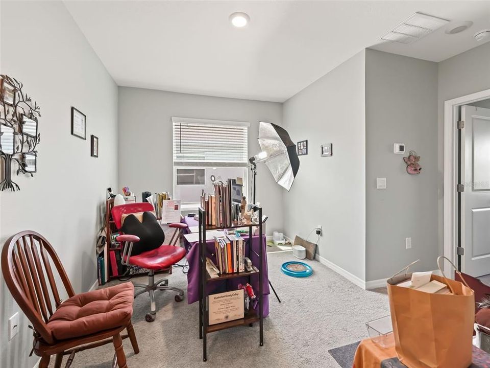 For Sale: $335,000 (3 beds, 2 baths, 1812 Square Feet)