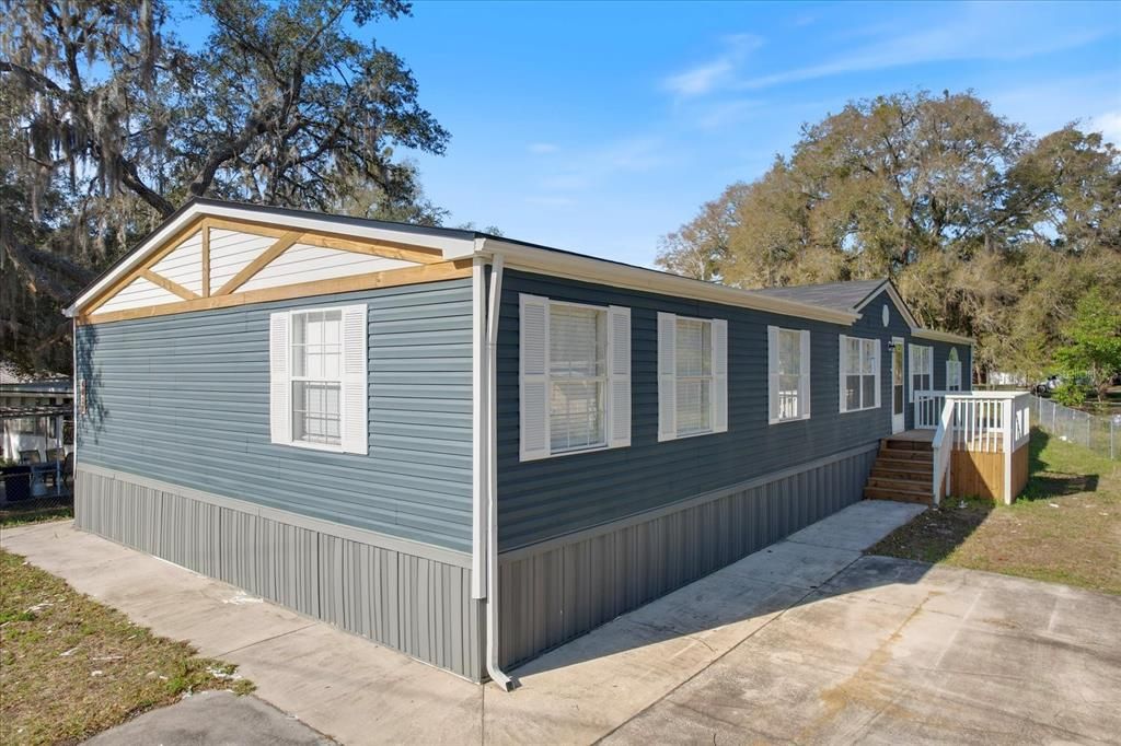 For Sale: $270,000 (4 beds, 2 baths, 2432 Square Feet)