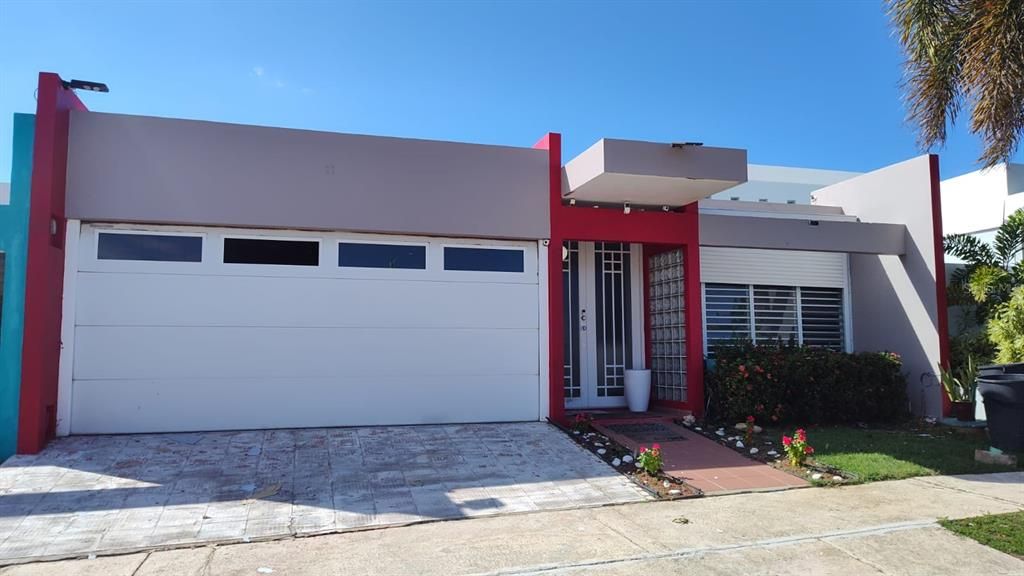 Vendido Recientemente: $148,000 (3 camas, 2 baños, 100 Pies cuadrados)