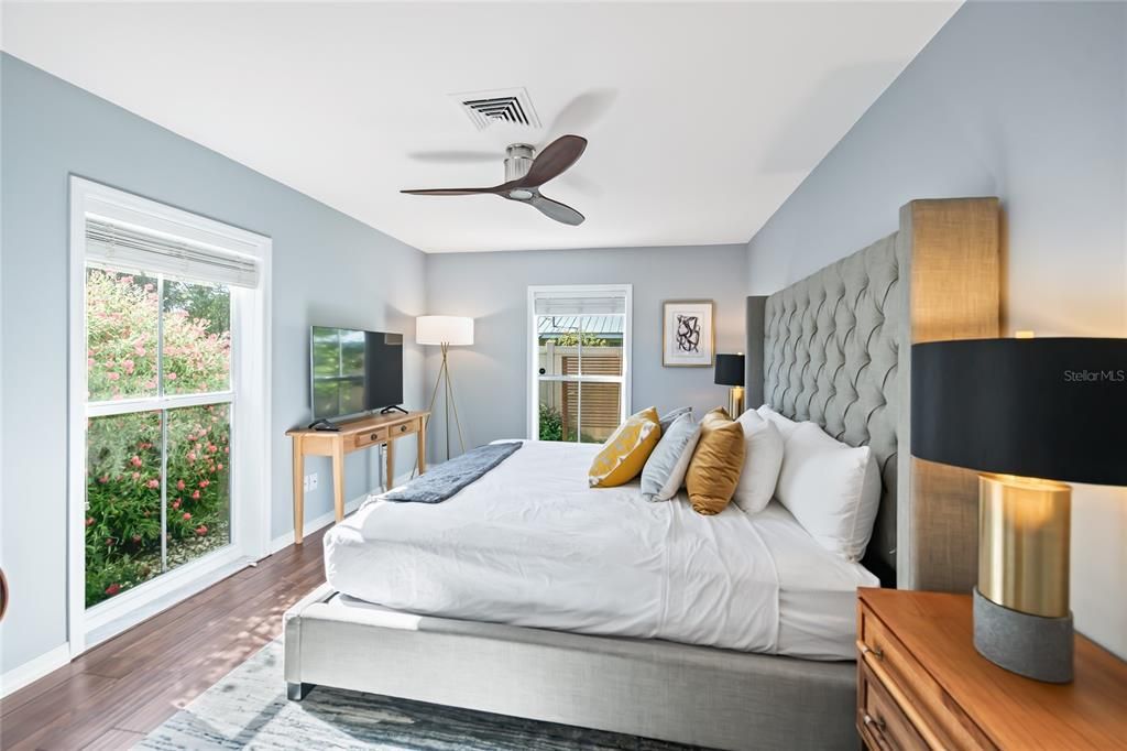 For Sale: $1,055,000 (3 beds, 2 baths, 2540 Square Feet)