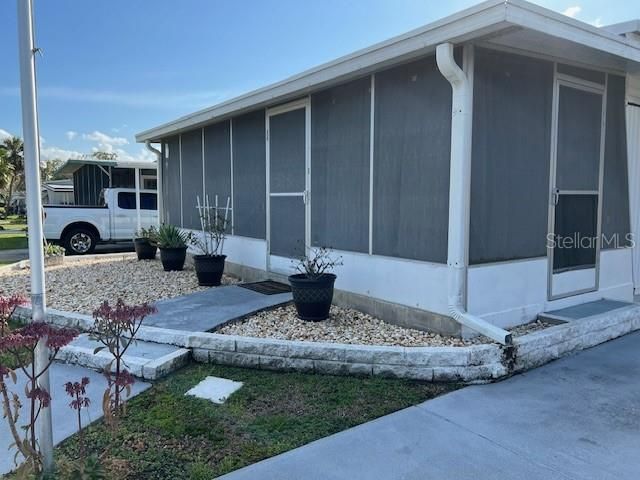 Front Porch Area