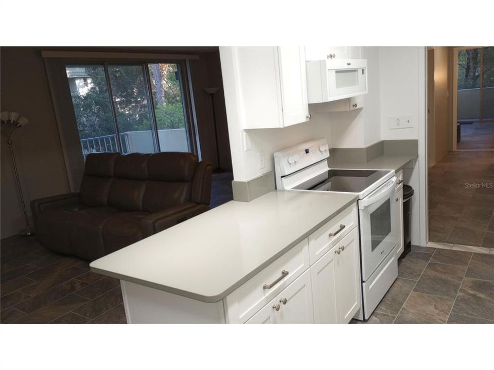 For Sale: $234,000 (2 beds, 1 baths, 1283 Square Feet)