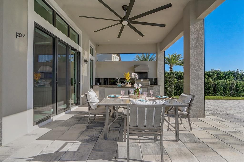 For Sale: $2,550,000 (5 beds, 4 baths, 4339 Square Feet)