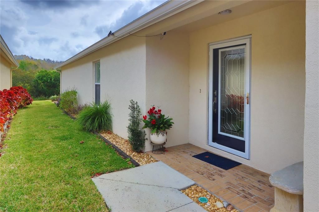 Recently Sold: $354,900 (2 beds, 2 baths, 1713 Square Feet)